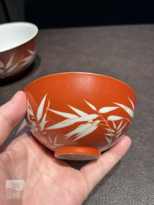 清道光 珊瑚红留白竹纹碗一组两件 - 图13